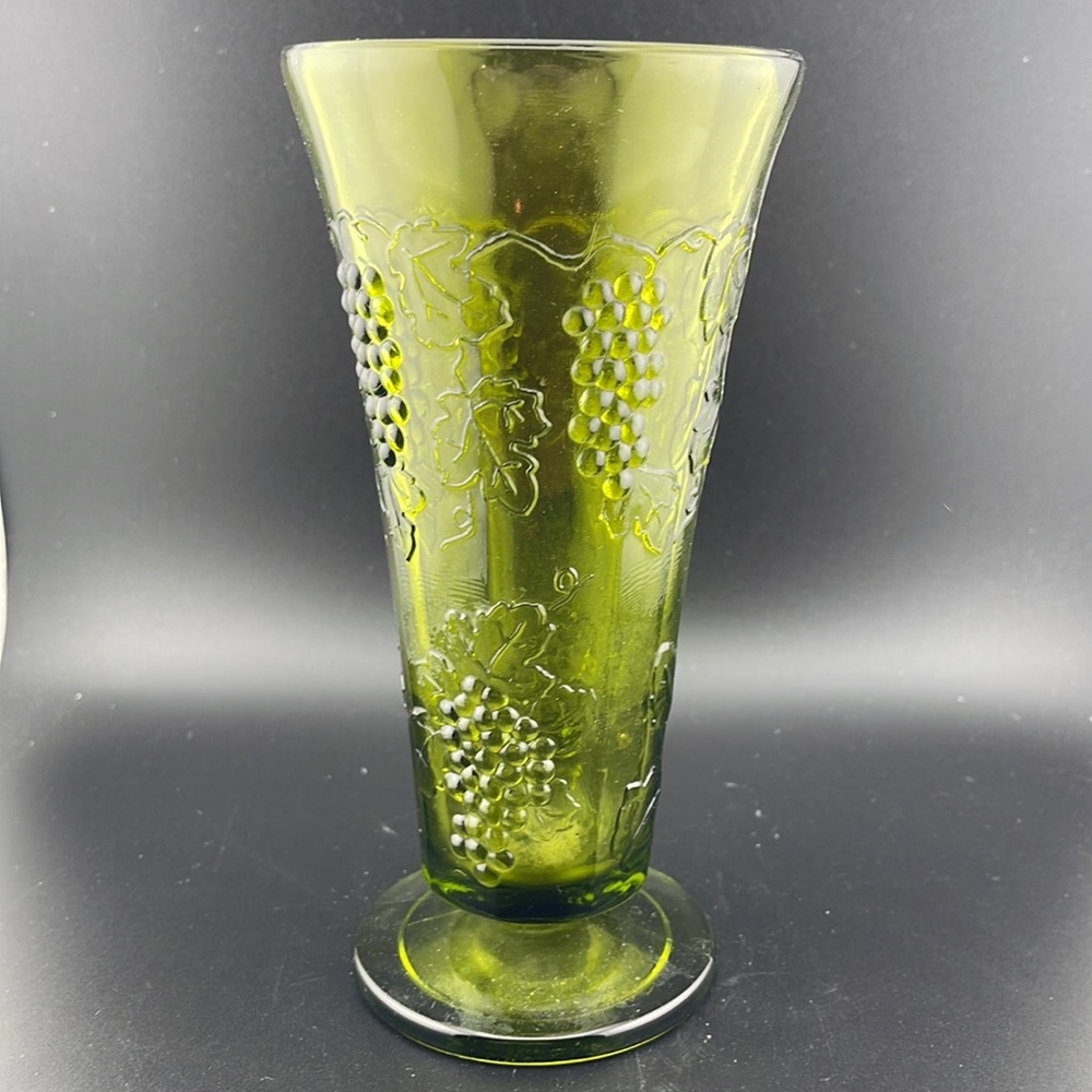 Vintage Indiana Glass Co. Colony Green Harvest Vase